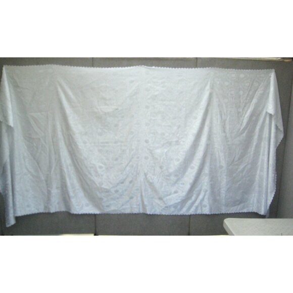 ABBY Tablecloth Shabbat Shabbos Jewish Menorah Candles Polyester 145 x 350 cm - Picture 1 of 14